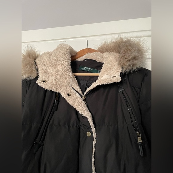 Lauren Ralph Lauren Downfilled winter Coat Large - Picture 3 of 15